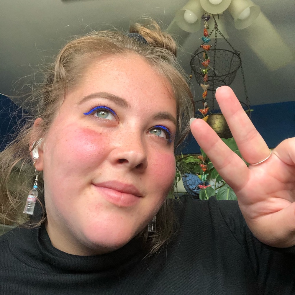 Meet your Posher, Marianna